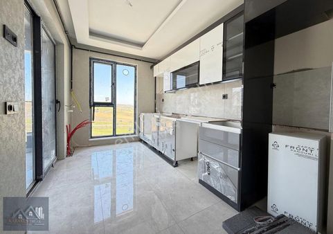 Karakuş'tan█ Hastane Yanı, Lüx Sıfır Sitede Çift Banyo 100m² 2+1