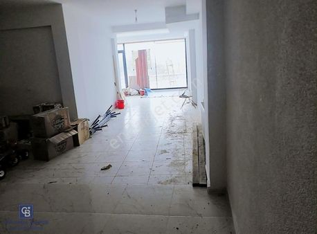 Arnavutköy Merkez'de Avlu34'e Yakın Satılık Dükkan!!