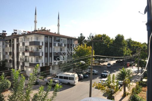 Topçuoğlu Cami Karşısı + Ara Kat