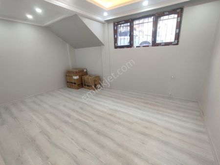 Balcıoğlundan Karadeniz Mahallesi Merkezde Satılık Bahçe Katı Daire