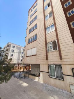 Köylü Kentte Satılık Daire 3+1