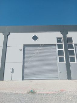 Akhisar Atatürk Sanayi Sitesinde 245 M2 Satılık Dükkan (emin'den)