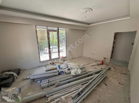 Yenidoğan Mevlana Mahallesinde 2+1 Yüksek Giriş