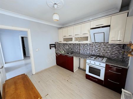 İzmit Karayoluna Cephe Satılık 2+1-90m² Arakat Daire Fırsatı