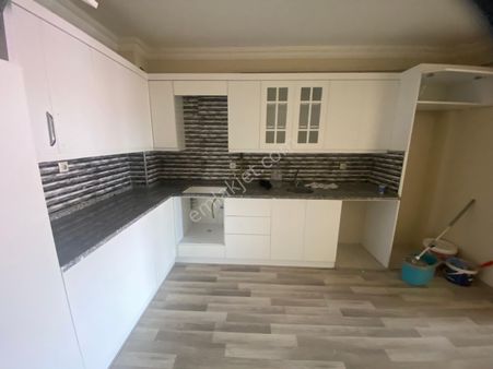 Emrah Emlaktan 170 M2 Satılık Daire