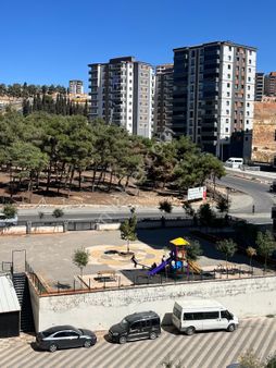 Mavi Emlak'tan Abdulkadir Devlet Hastane Yanında Satılık 2+1 Lüsk Daire 2.650.000