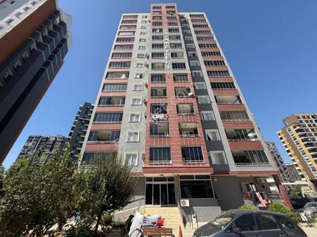 Remax Toros'tan Tece'de Site İçerisinde Satılık Geniş 1+1