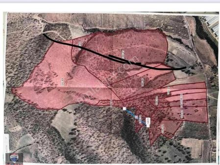 Salıhlı Iğdecık'te 240 Dönüm Yatırımlık Satılık Tarla
