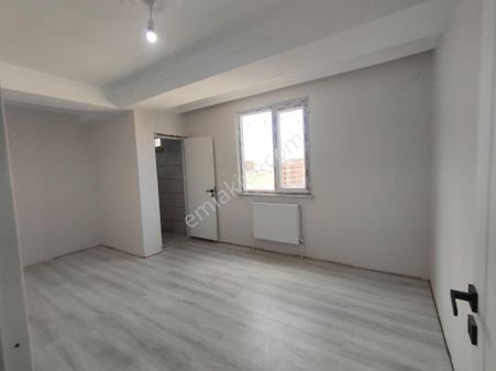 Kapaklı Mevlana Mah 2+1 85 M2 Ara Kat Ön Cephe Satılık Daire
