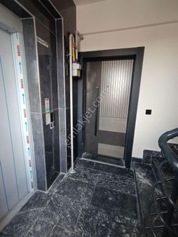 Acil Satılık Süper Konumda 154.metre Kare 3+1.sıfır Garajlı Asansörlü Ultra Lüxs Daire