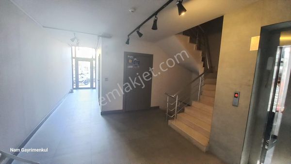 Mahmudiye Mahallesi'nde Satılık 1+1 Fırsat İsyeri