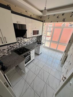 Aşağıeğlence Mah 3+1 Orta Katta Full Yapılı Satılık Daire