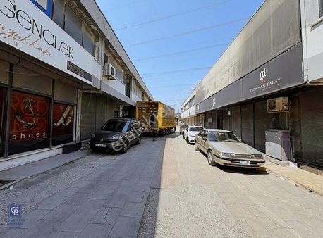 Bornova Işıkkent Ayakkabıcılar Sitesi Satılık Dükkan
