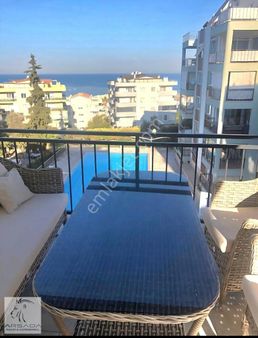 Kuşadası Ege Mah Havuzlu Deniz Manzarlı Eşyalı Kiralık