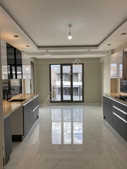 Alaşehir İstasyon Mah De Satılık Ultra Lüks Daire