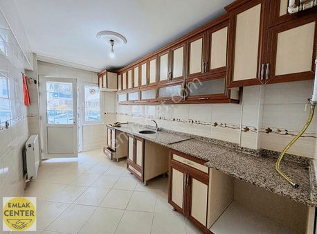 Emlak Center'dan Yeni Mah Satılık 2+1 Kapalı Mutfaklı Daire