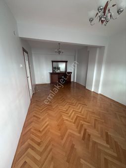 Karaosmanoğlu Emlaktan Çok Temiz Kiralık 2+1 100mt