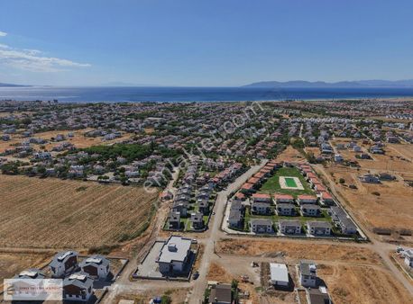 Dikili Salihler Mah Satılık 1+1 Daire