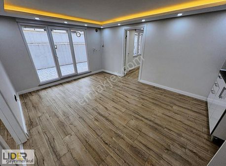 Lider'den Fırsat!!! Çınarda Ulaşıma Yakın 4 Yıllık Teraslı 2+1