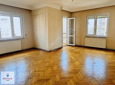 Kartal Petrol İş'te Marmaraya Sahile Yürüyüş Yolunda Satılık 3+1