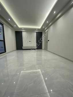 Şemiklerde 3+1 150 Metrekare Sıfır Ara Kat