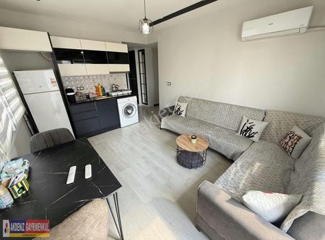 Migros Market Karşısı 3 Cepheli 1+1 Cadde Üzeri Kiralık Daire