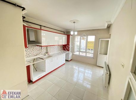 Efekan Emlak'tan Ertuğrulgazi Mah. Düzlükte Satılık 3+1 Daire