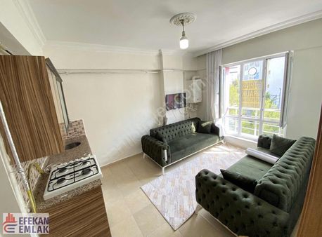 Efekan Emlak'tan Karataş Merkezi Konum Kiralık 1+1 Eşyalı Daire
