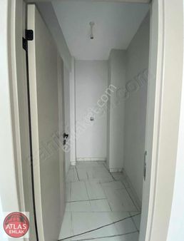 !!atlas Emlak'tan Ara Kat 4+1 Lüks Yapıya Sahip 140 M2 Daire!!