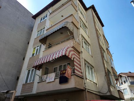 Realty Worlddan Adapazarı Akıncılarda Arakat Yenilenmiş 110m2 3+1 Daire