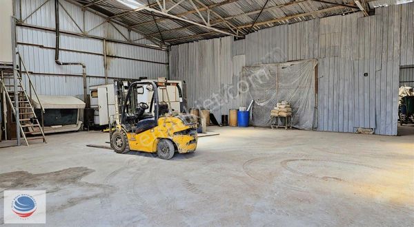 Balçık Mah'de Kiralık 250 M² Kapalı 100 M² Açık Alanlı Depo