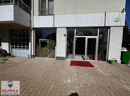 Mithatpaşa Satılık Depolu Dükkan