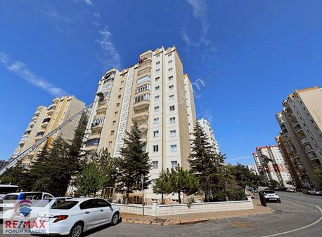 Beyazşehirde Tramway Durağı Yanında Satılık 3+1 Daire