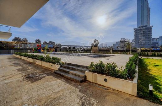 Bornova İkon Live 2+1 Eşyalı Büyük Tip Kiralık Daire