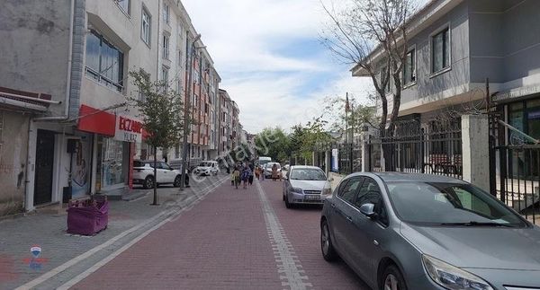 Esenyurt Selahattin Eyyübi Mh Sağlık Ocağının Yanında 2+1 Arakat