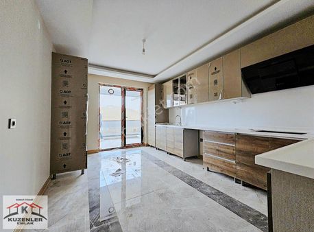 Kuzenler'den Cumhuriyet Mah.oturuma Hazır Yerden Isıt 10.kat 4+1