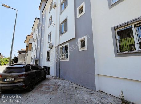 Merkez De Satılık 3+1 Daire Kapalı Mutfak