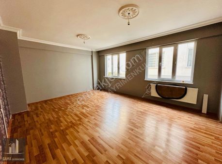 Gama Gayrimenkul'den Göztepe'de Yeni Bakımlı Kiralık 3+1 Daire