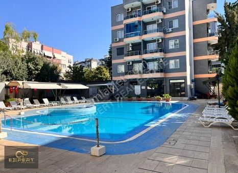 Kuşadası Kadınlar Denizi Havuzlu Güvenlikli Eşyalı 1+1