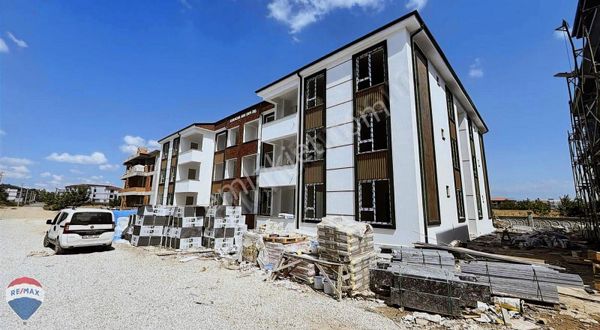 Remax Maviden 2+1 Balkonluyerden Isıtmalı Sıfır Satılık Daireler