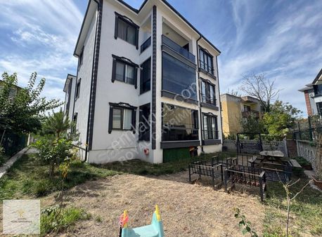 Sakarya Royal'den Devoğlu Caddesinde Geniş Ferah Lüks Daire