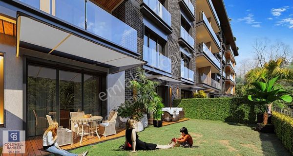 Çekmeköy Merkez Mah Evorman Sitesi 4,5+1 Satılık Bahçe Dubleksi