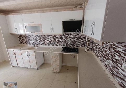 Kalekışladan Asansörlü Yalıtımlı Binada Satılık 2+1daire