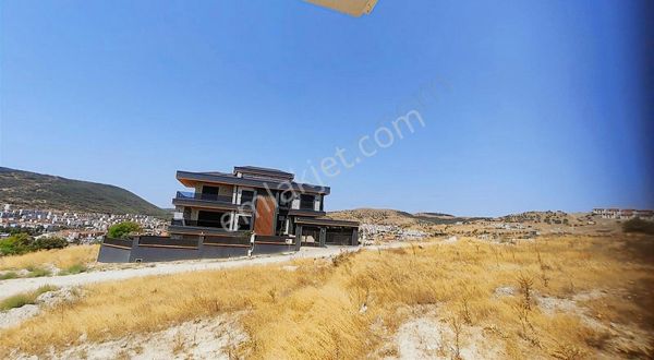 Ram Invest Gayrimenkul'den Karesi'de Satılık Fırsat Villa