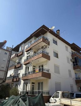 Yeniköy Mahallesinde Satılık 2+1 Daire