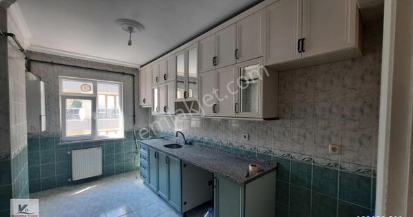 Buglurlu'da Asansörlü-geniş-3.kat- 3+1 125m2.daire