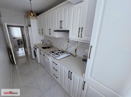 Şeref Emlak Pazar Sokağında Satılık Daire 3.890.000 Tl