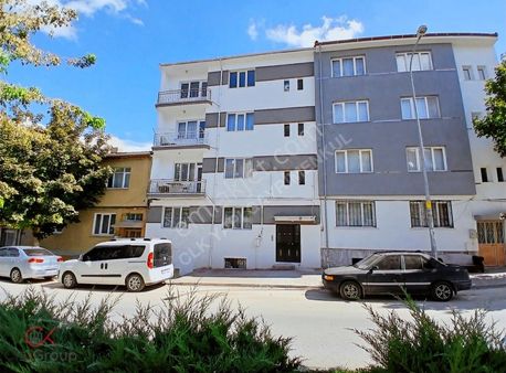 Clk Gm'den Emek Mahallesinde Satılık 3+1 Arakat 135 M² Daire