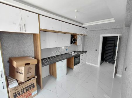 Emrah Çiftci'den Selçuklu Dumlupınar Mah. Lale Cad.yanı Satılık 2+1 Daireler