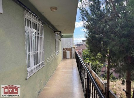 Sancaktepe Fatih Mh Kiralık 1+1 Geniş Çatı Katı Daire